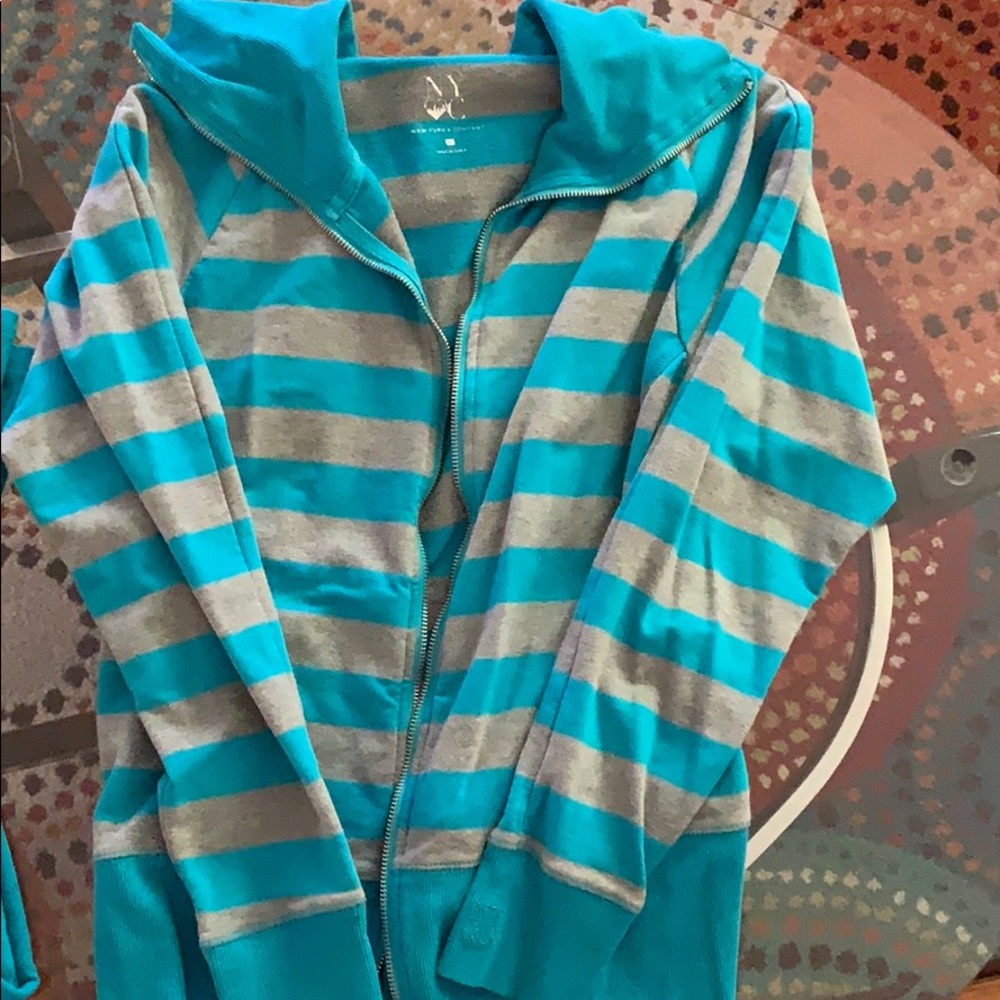 NY&Company sweat suit